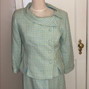 Danny & Nicole skirt suit